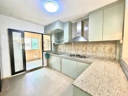Blk 321 Tampines Street 33 (Tampines), HDB 5 Rooms #574268431